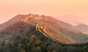 “Tembok Besar Cina: Sejarah, Pembangunan, dan Warisan Peradaban Tiongkok Kuno”