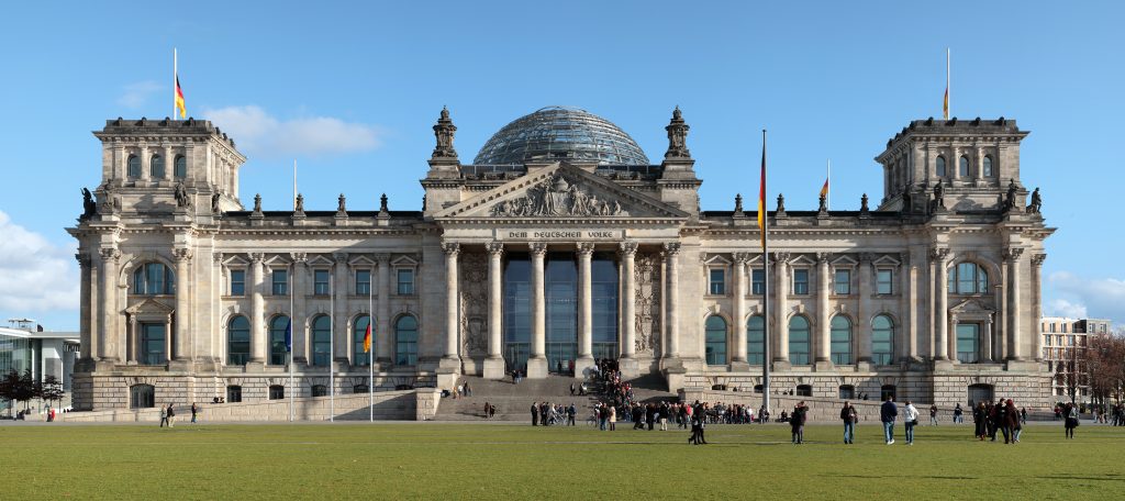 Reichstag Berlin: Bangunan Parlemen yang Menyatukan Masa Lalu dan Masa Depan
