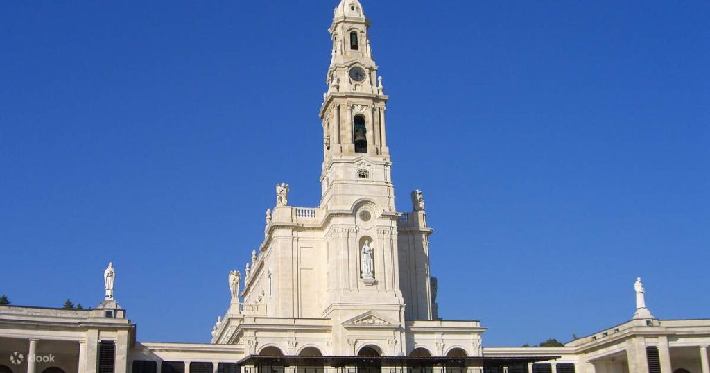 Sanctuary of Fátima: Destinasi Ziarah Spiritual Penuh Makna