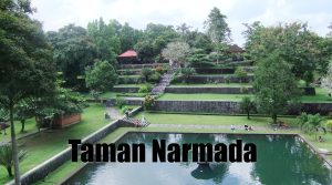 Taman Narmada Lombok: Destinasi Wisata Sejarah dan Religi