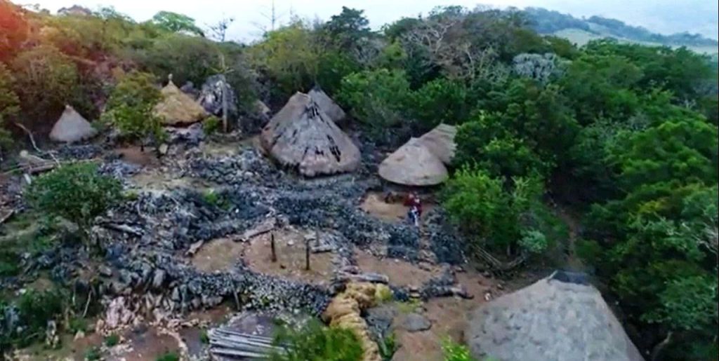 Eksotisme Desa Tamkesi: Perpaduan Alam dan Budaya Kuno