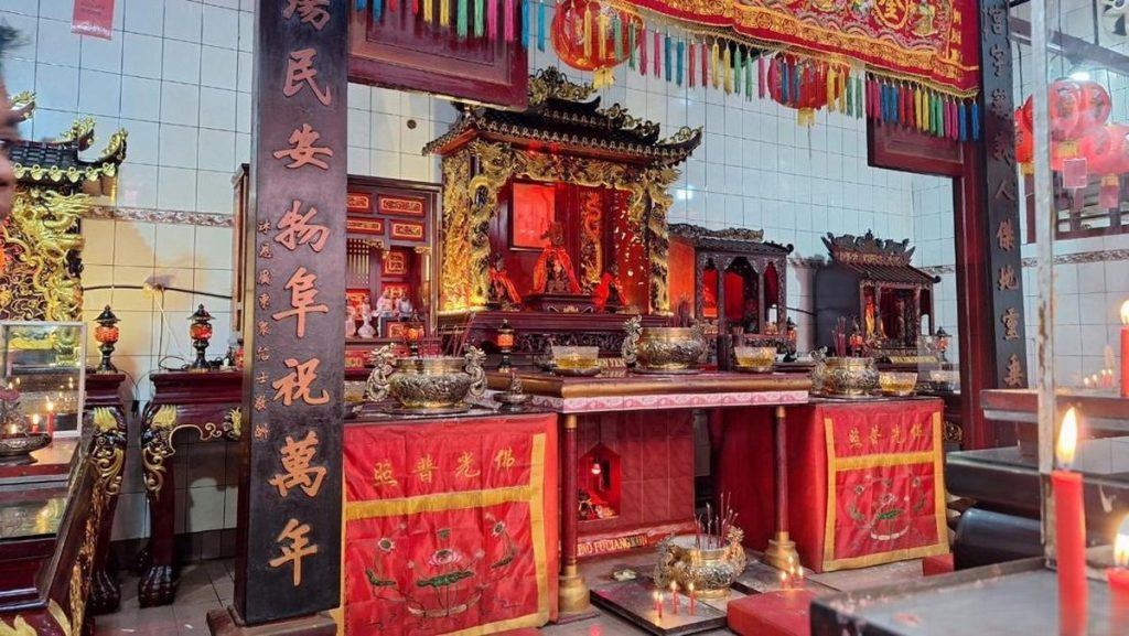 Wisata Religi Lombok: Sejarah dan Keunikan Kelenteng Po Hwa Kong